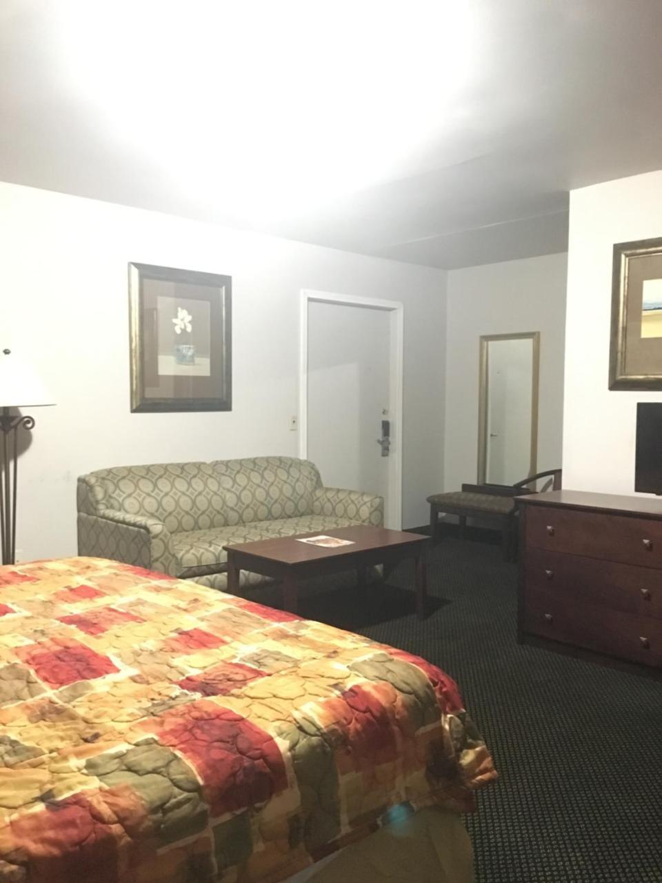 Rapids Inn & Suites Wisconsin Rapids Zewnętrze zdjęcie